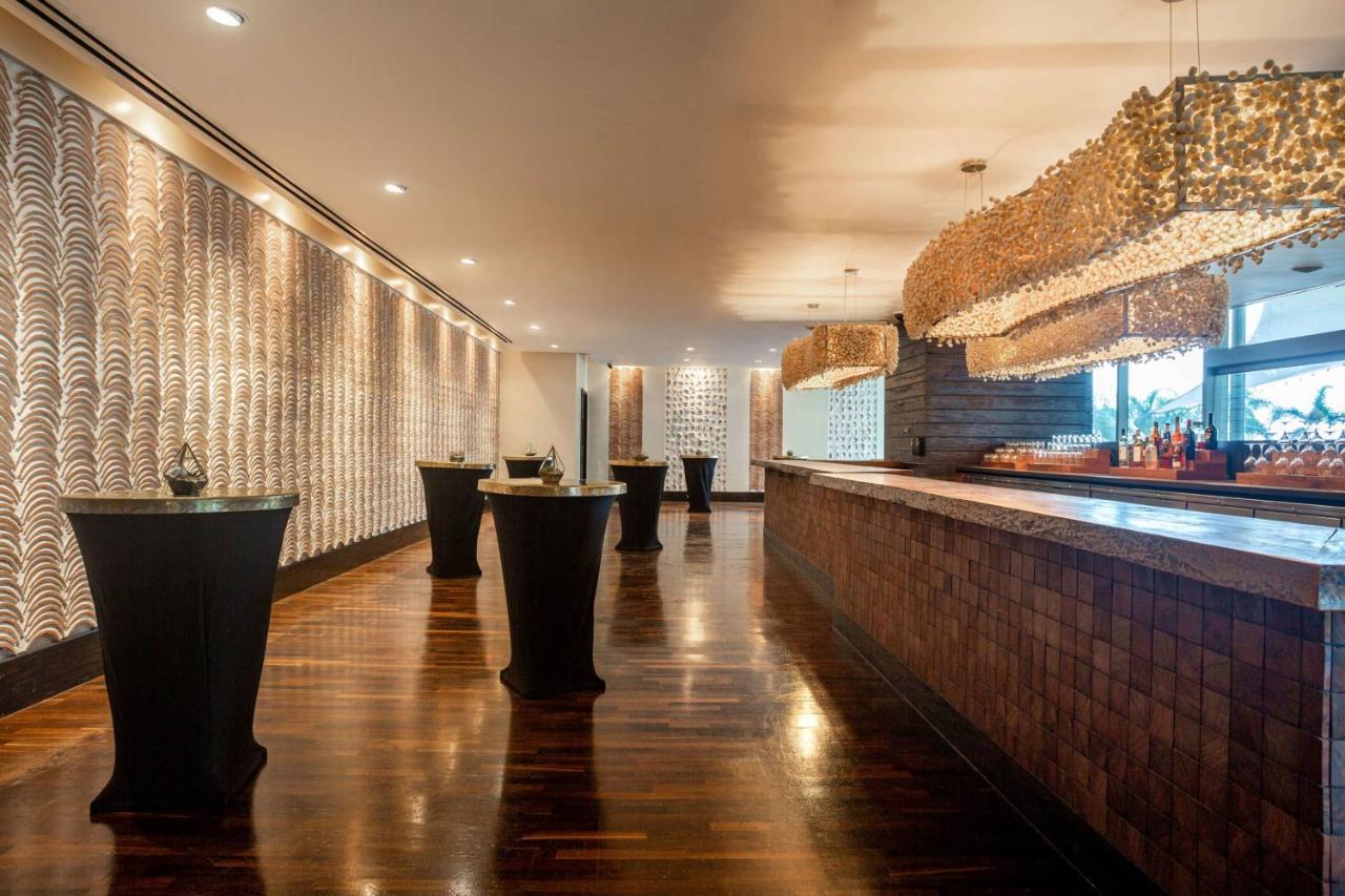 Jw Marriott Panama Hotel Ngoại thất bức ảnh The bar at the 101 Lounge